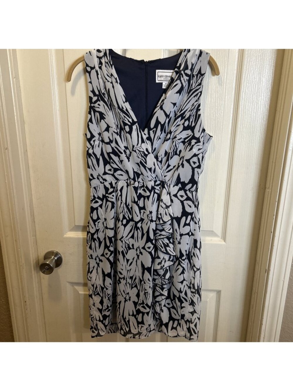Karin Stevens Women's Petite Navy Blue & Grey Floral Sleeveless Dress Size 6P